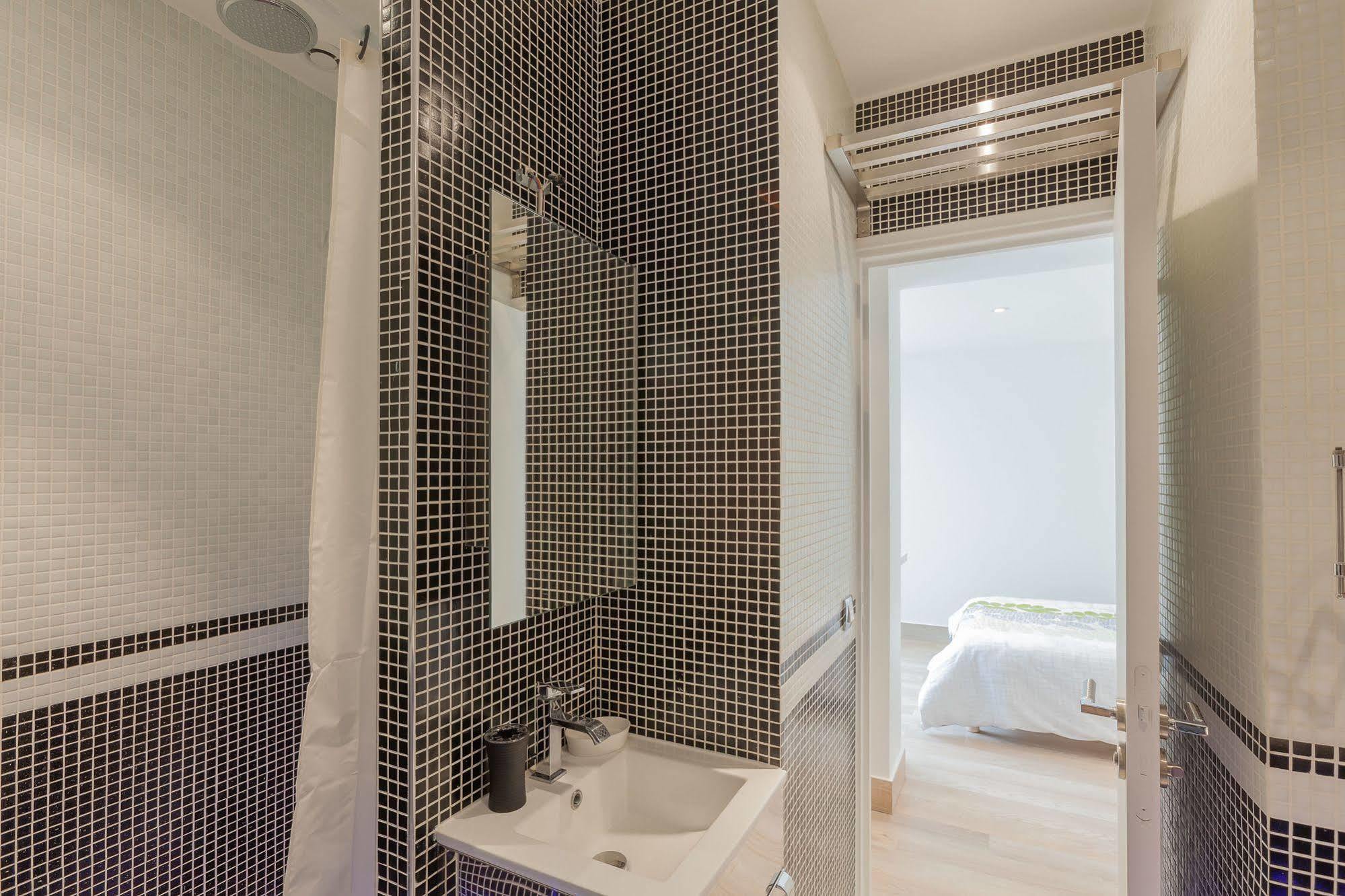 Residence Hotel Le Relais Amelie Clamart Exteriör bild